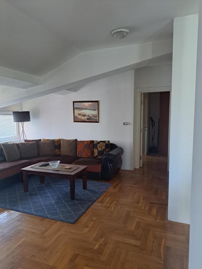 Apartman Zvezdica -Smederevo, Netflix Buitenkant foto