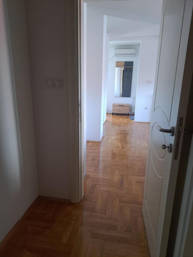 Apartman Zvezdica -Smederevo, Netflix Buitenkant foto
